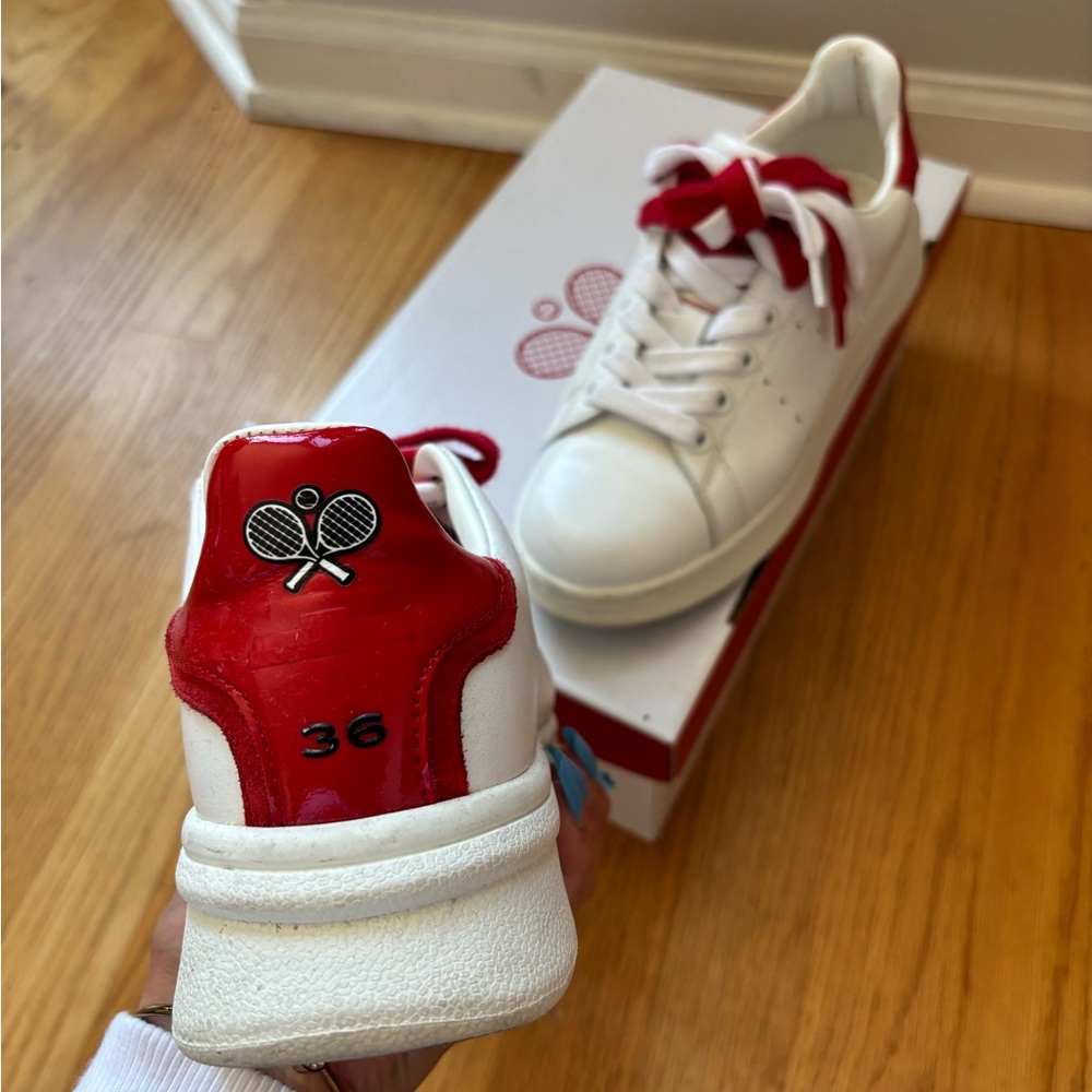 MARC JACOBS TENNIS SHOE